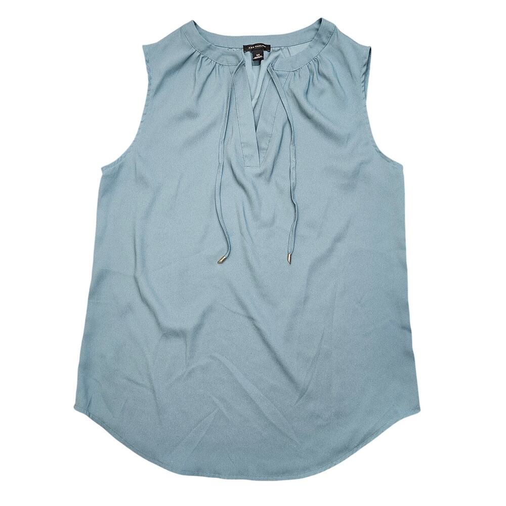 ANN TAYLOR SLEEVELESS BLOUSE – SIZE XS – LIGHT BLUE – TIE‑NECK – LIGHTWEIGHT